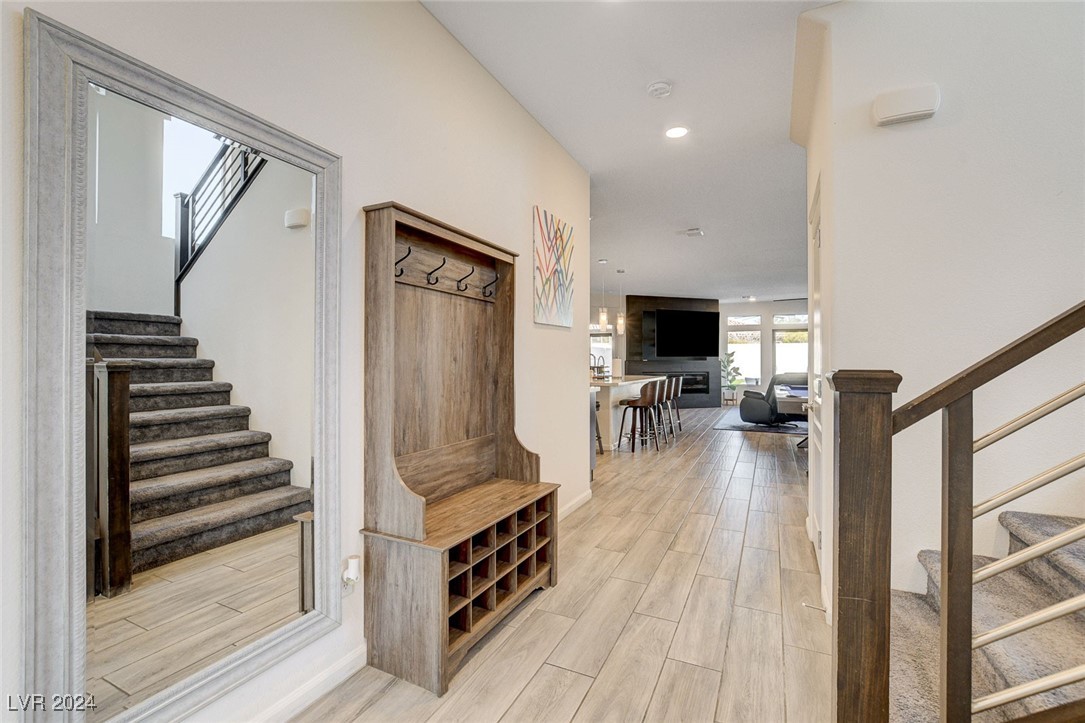 6650 Tangled Vines Avenue