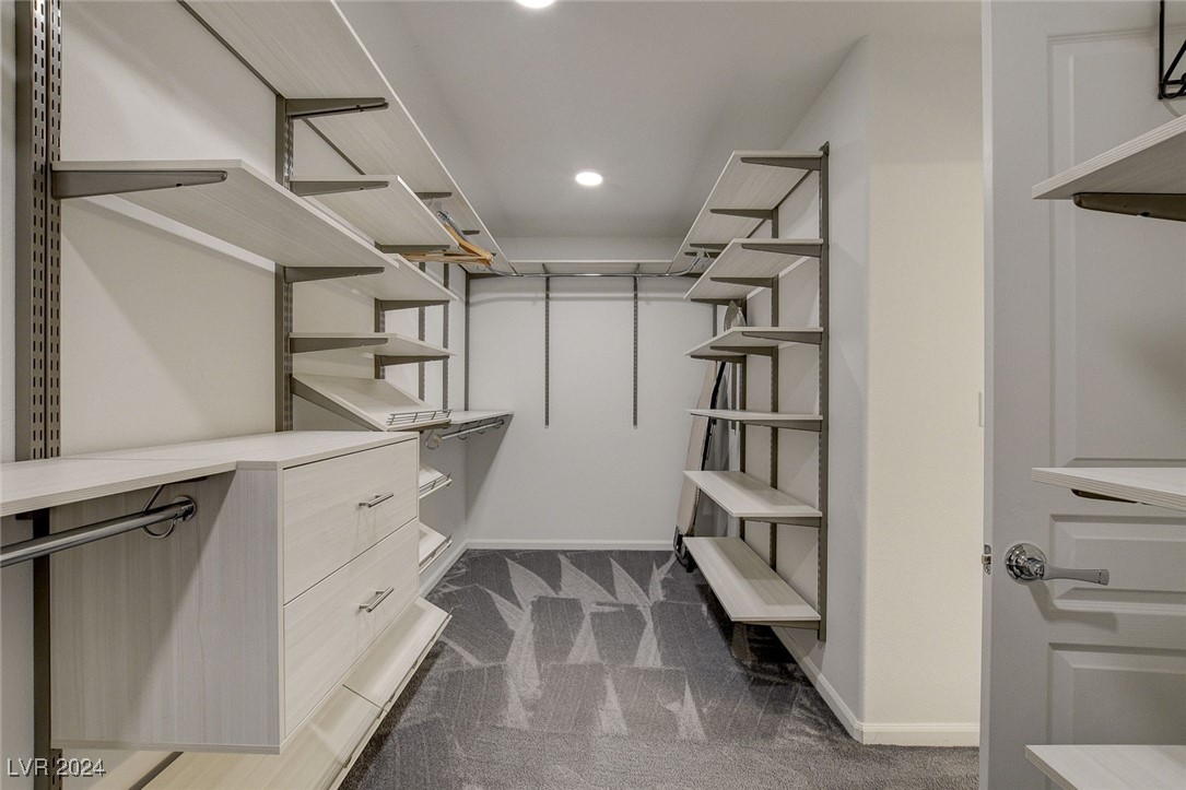 6650 Tangled Vines Avenue