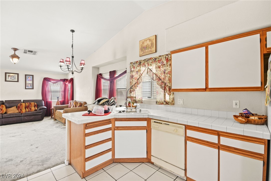 2571 Fort Lauderdale Drive