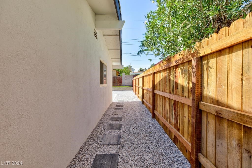 3813 San Angelo Avenue