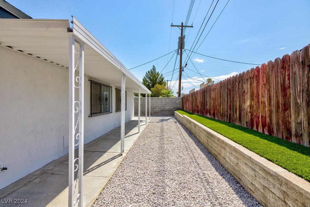 3813 San Angelo Avenue