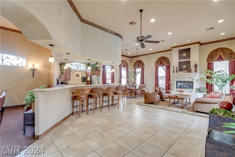 4400 South Jones Boulevard 1003