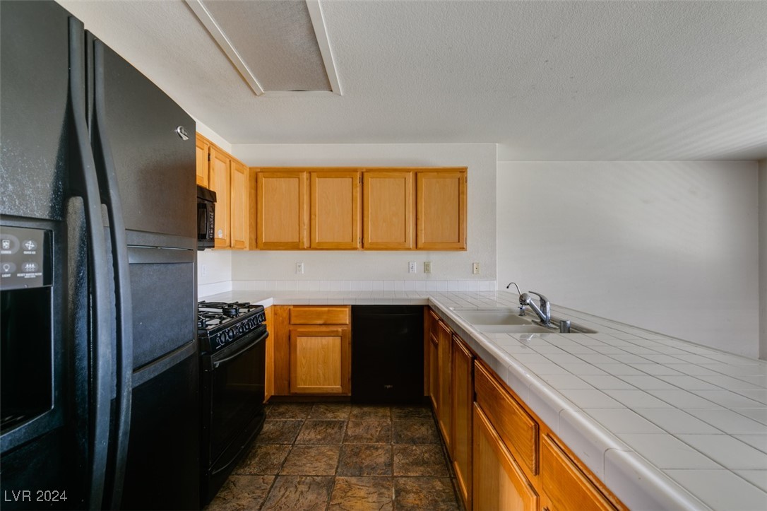 1836 Crystal Gem Street