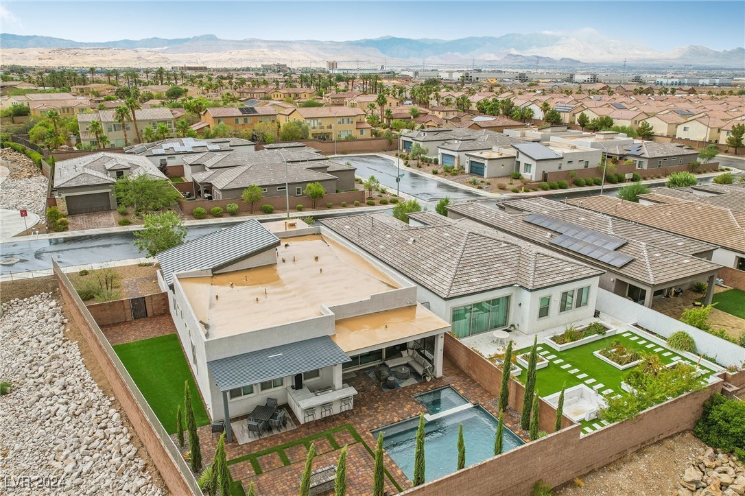 7570 Desert Rhyolite Street