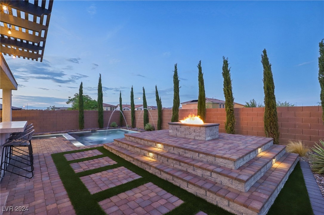7570 Desert Rhyolite Street