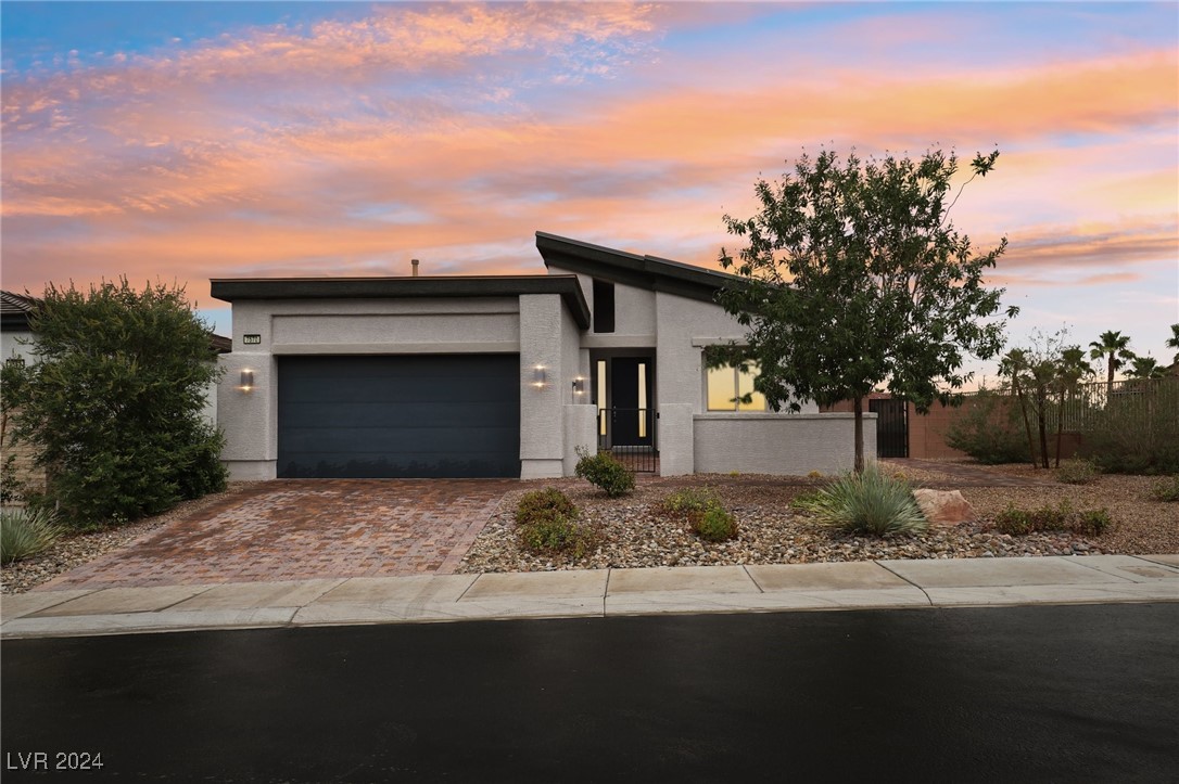 7570 Desert Rhyolite Street