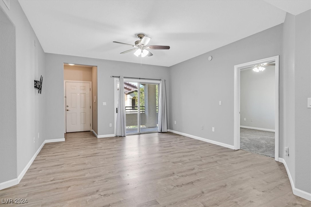 2291 West Horizon Ridge Parkway 5229