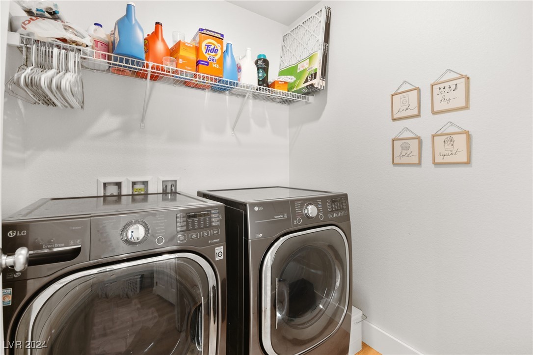 7661 Mojave Wind Avenue