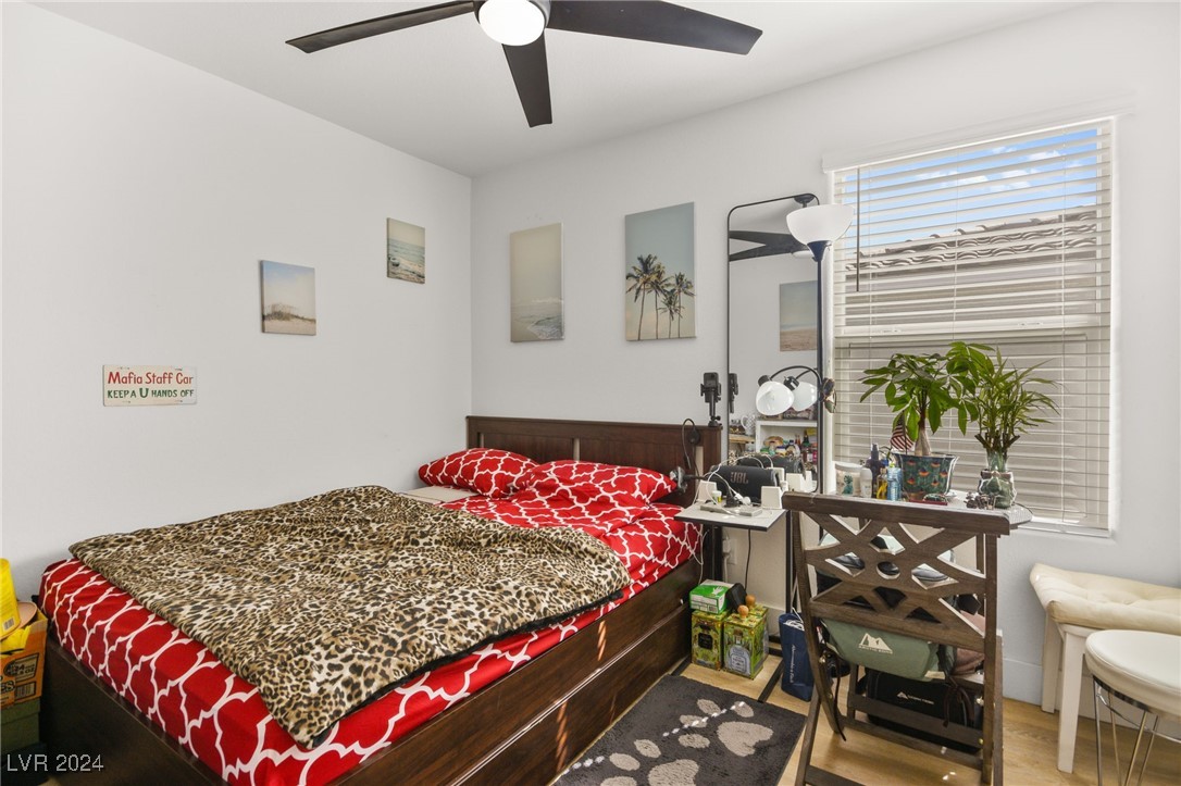 7661 Mojave Wind Avenue