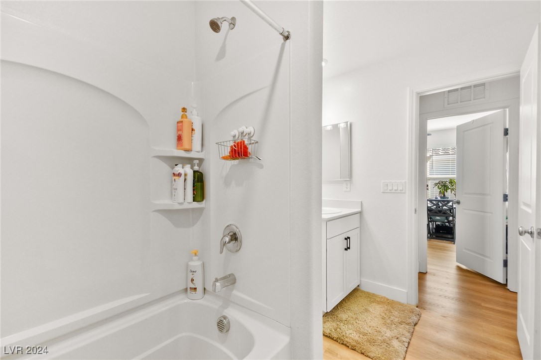 7661 Mojave Wind Avenue