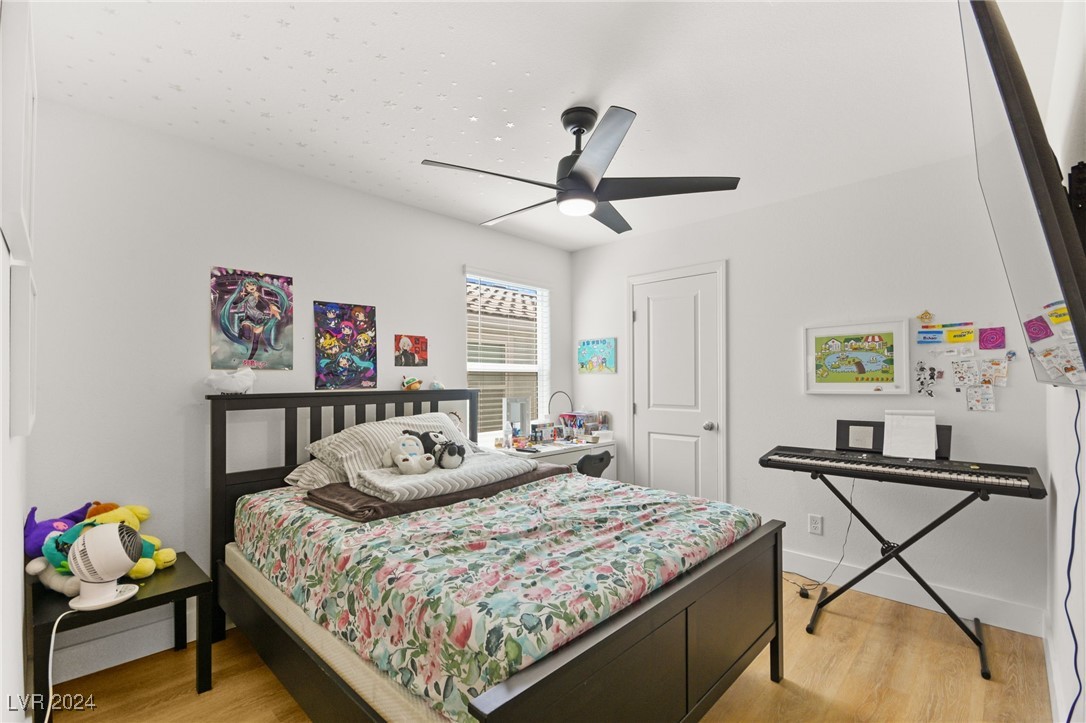 7661 Mojave Wind Avenue