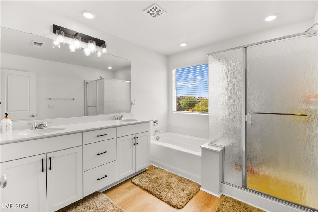 7661 Mojave Wind Avenue