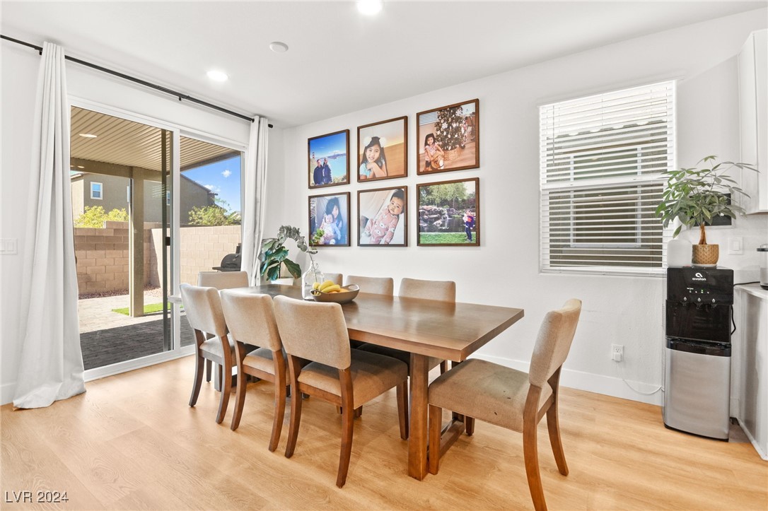 7661 Mojave Wind Avenue