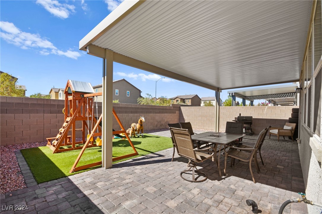 7661 Mojave Wind Avenue