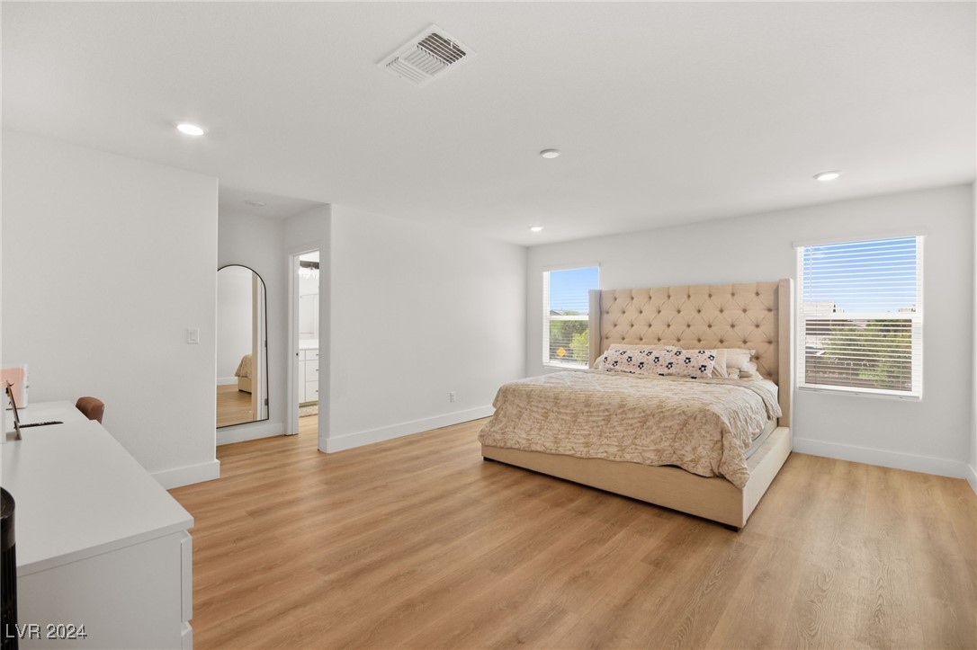 7661 Mojave Wind Avenue