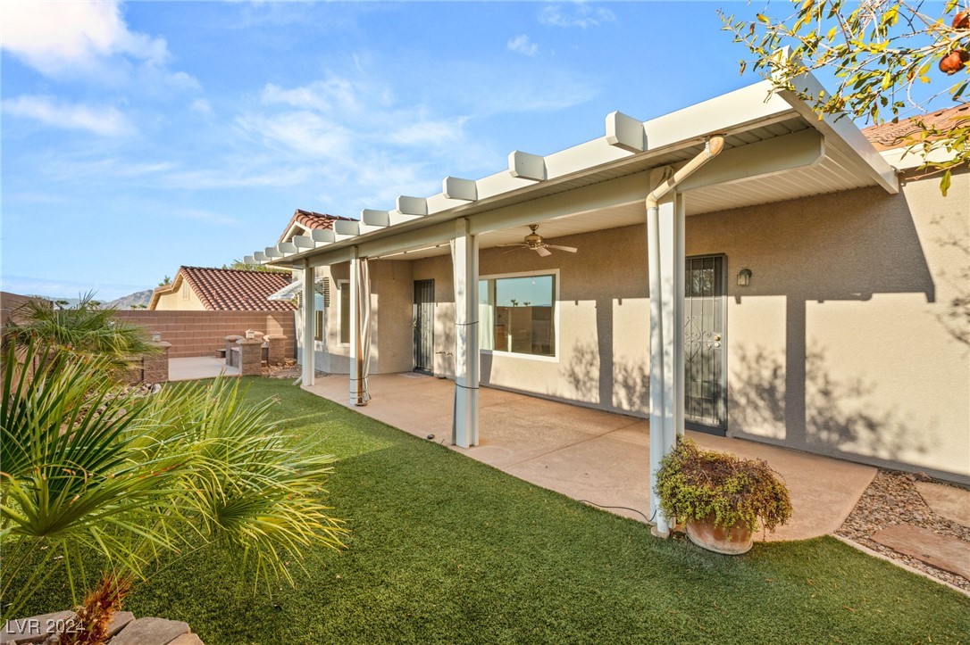 105 Crescent Bay Street