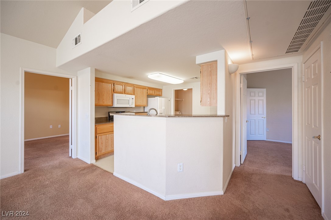 10550 West Alexander Road 2077