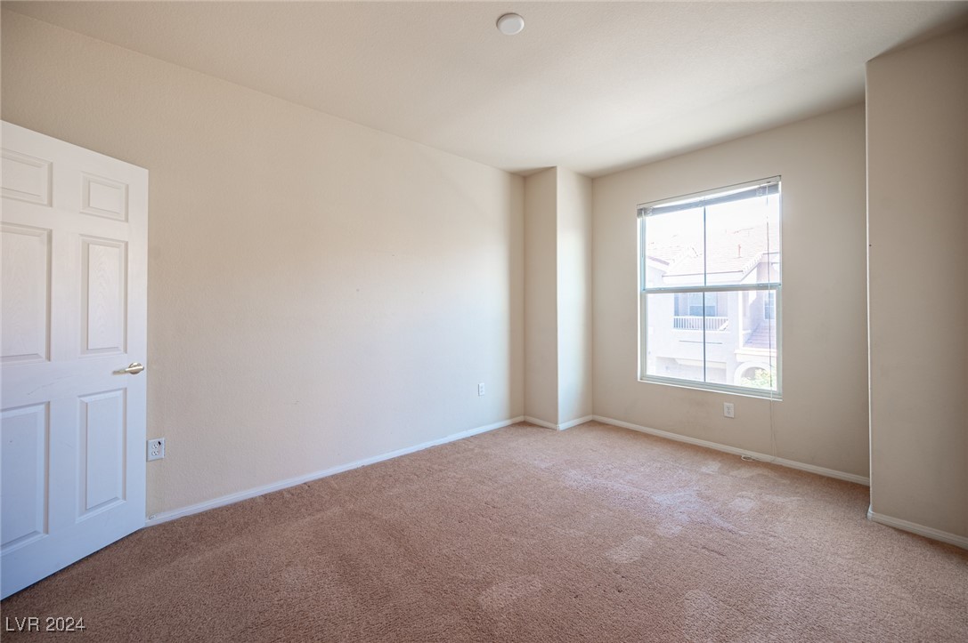 10550 West Alexander Road 2077
