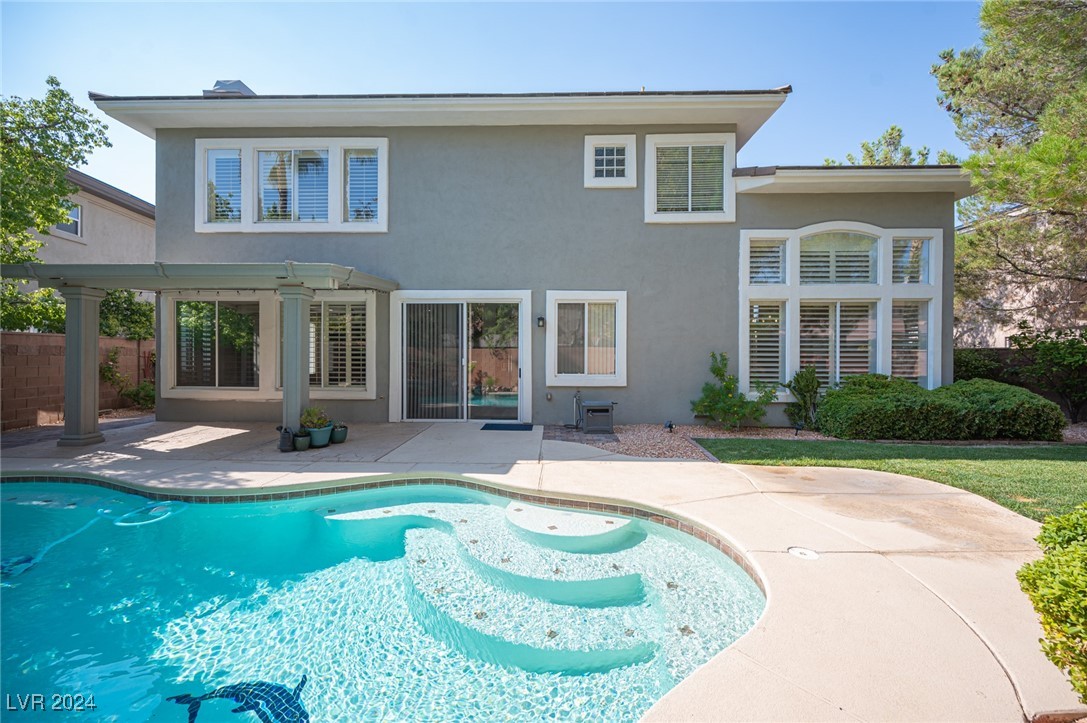 124 North Ring Dove Drive