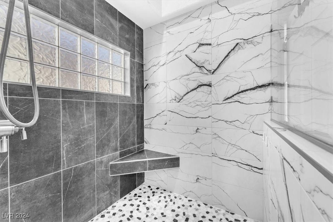 3958 Tropical Vine Street