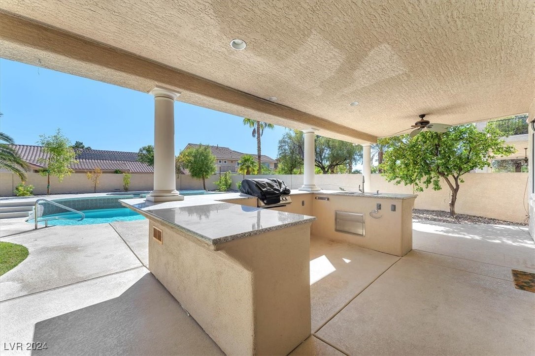 3958 Tropical Vine Street