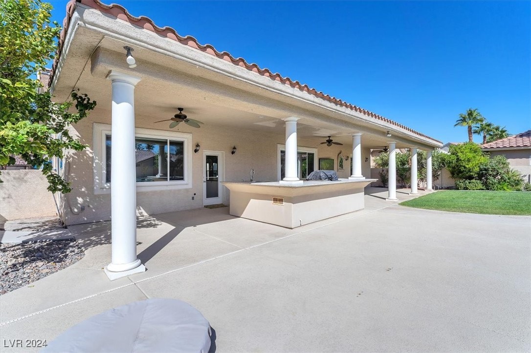 3958 Tropical Vine Street