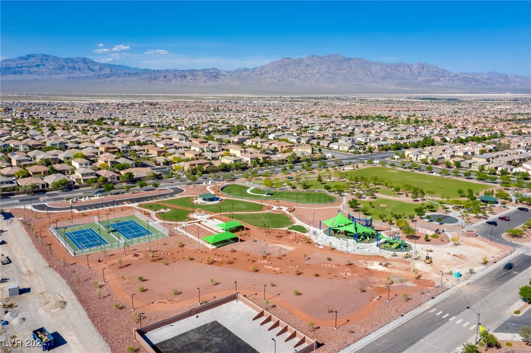 7323 Ellison Park Street