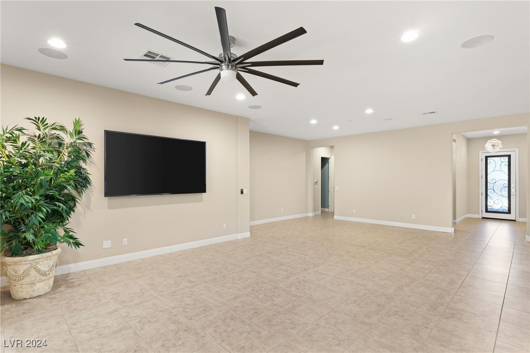 7323 Ellison Park Street