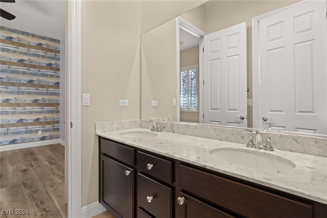 7323 Ellison Park Street