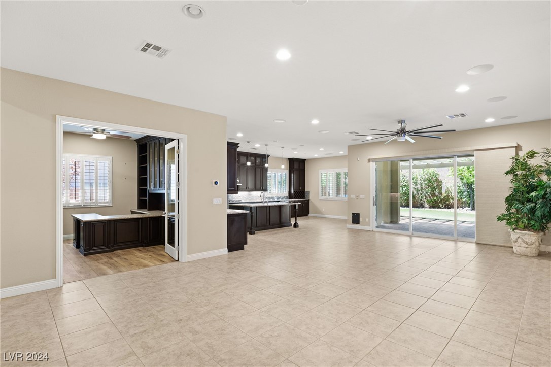 7323 Ellison Park Street