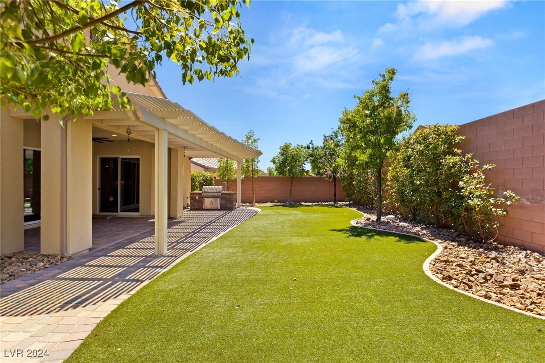 7323 Ellison Park Street