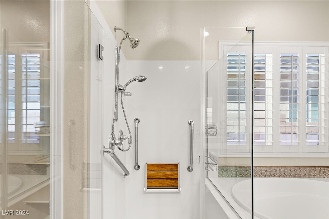 7323 Ellison Park Street