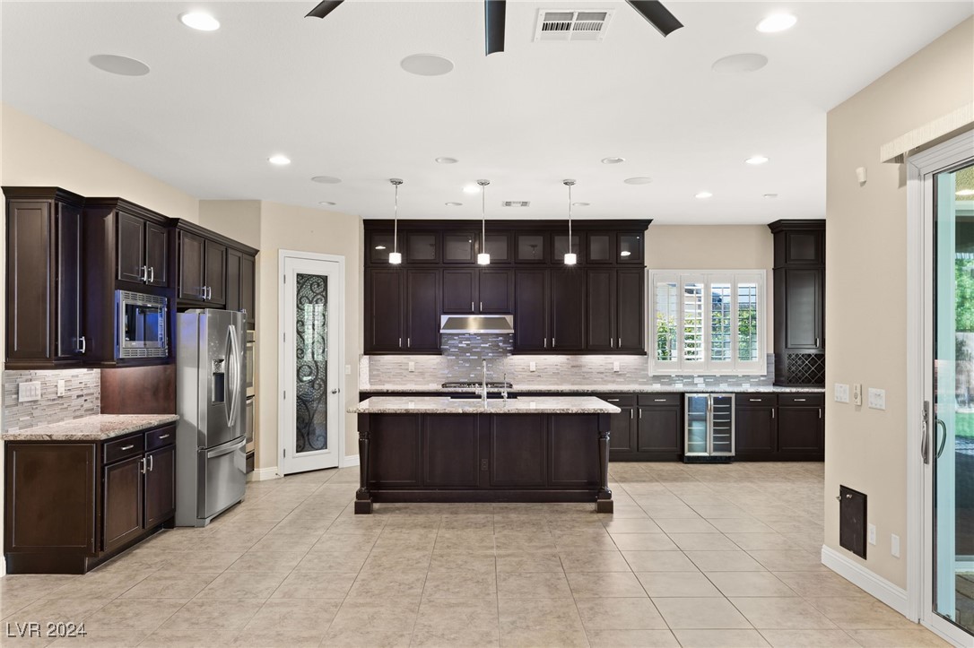 7323 Ellison Park Street