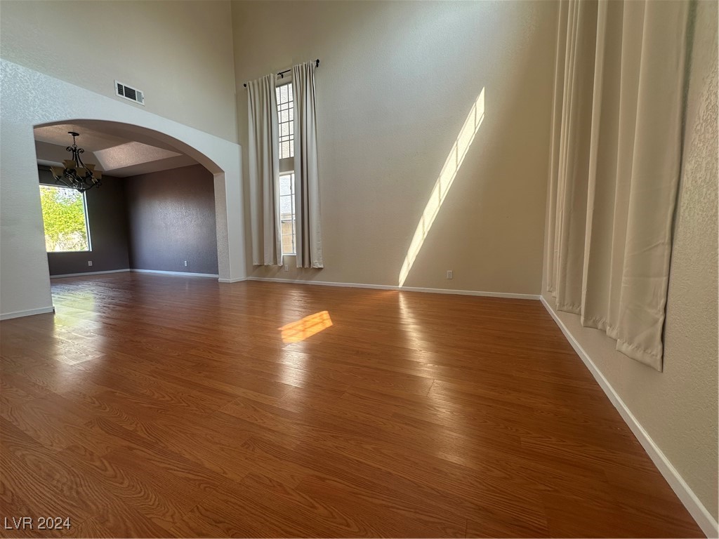 1588 Kiwi Lane