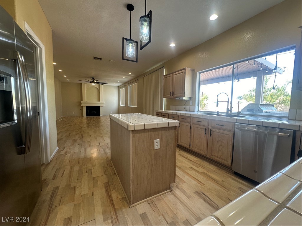 1588 Kiwi Lane
