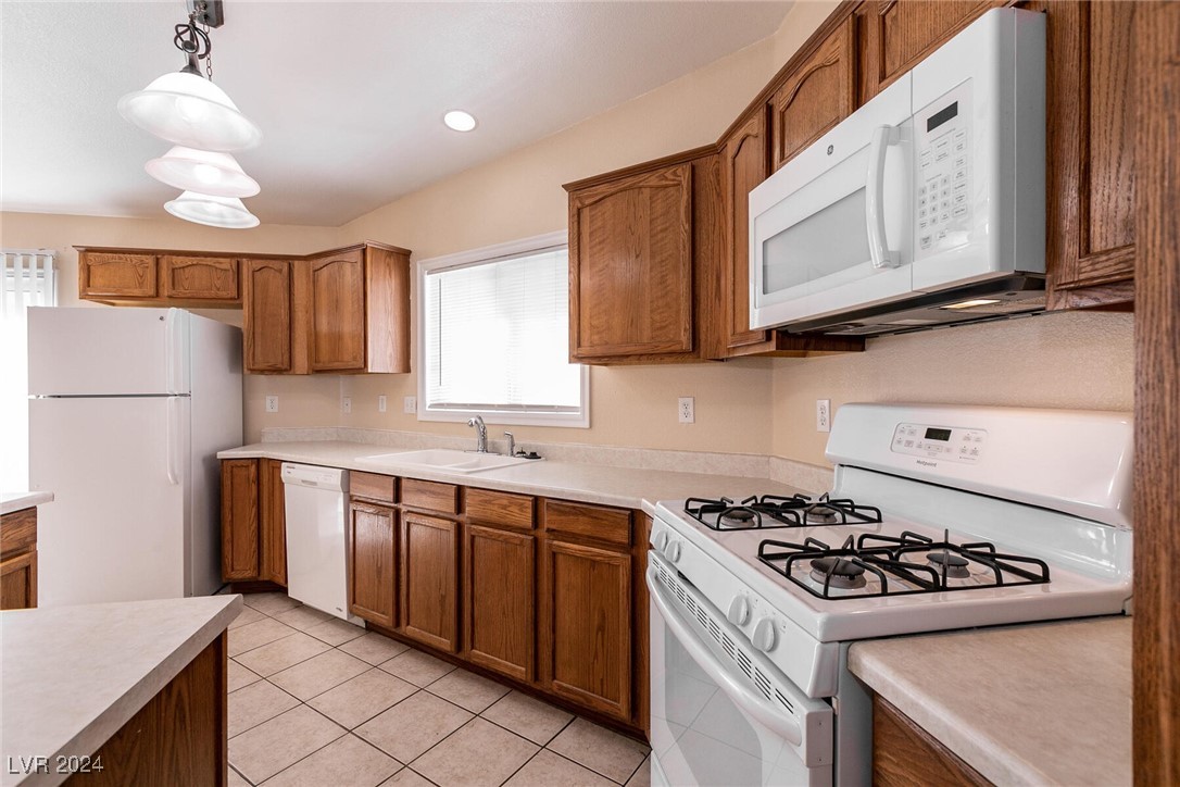 5124 Jewel Canyon Drive