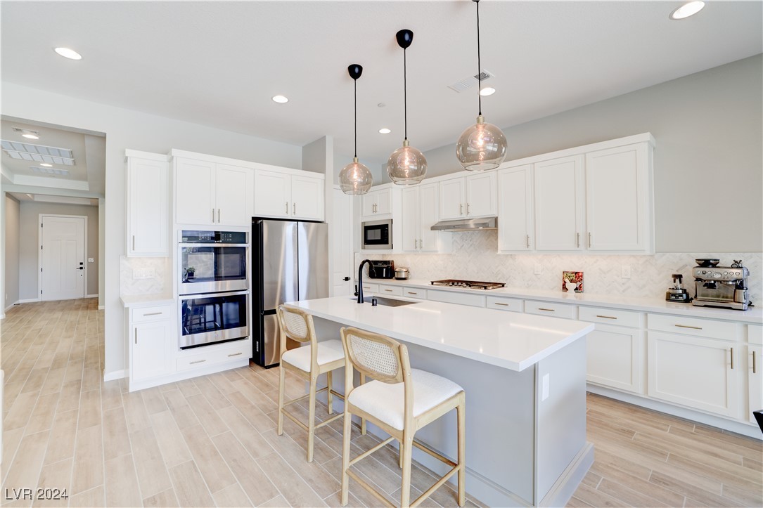 11623 Hatchling Avenue