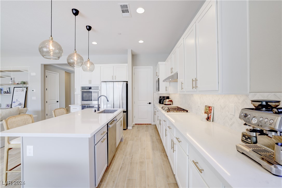 11623 Hatchling Avenue