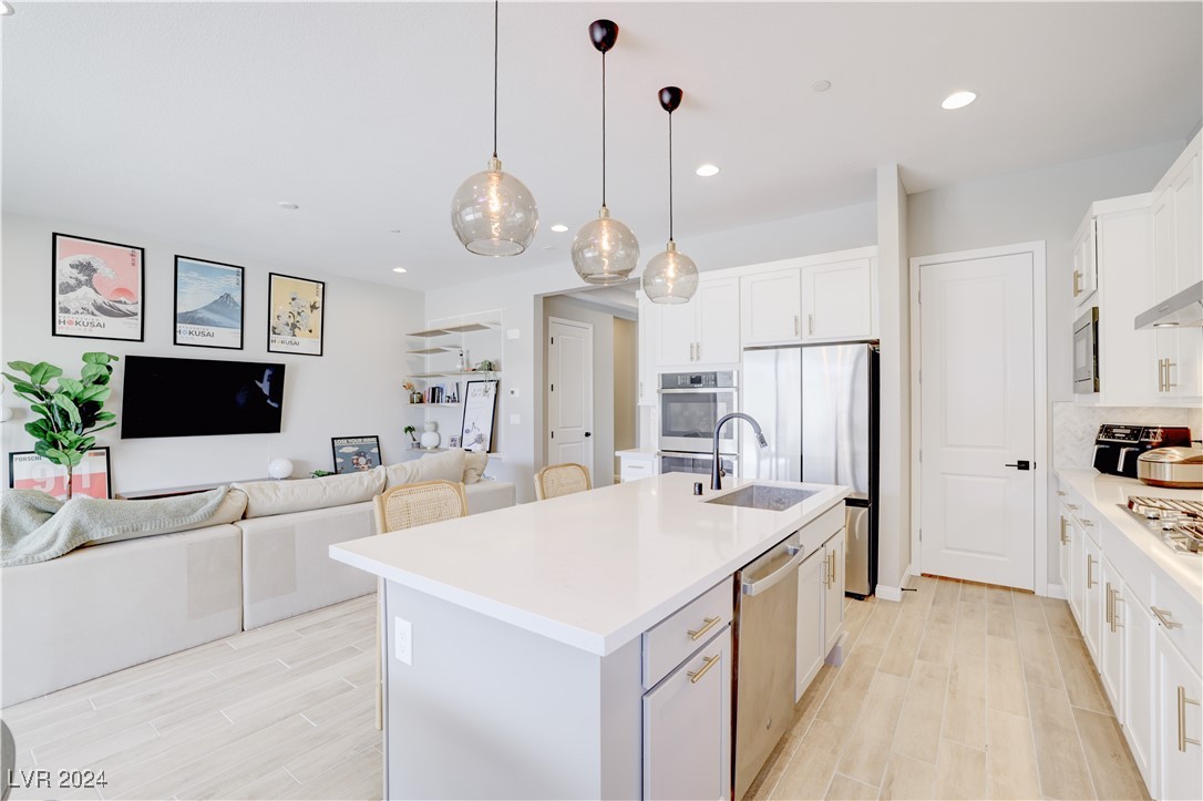 11623 Hatchling Avenue