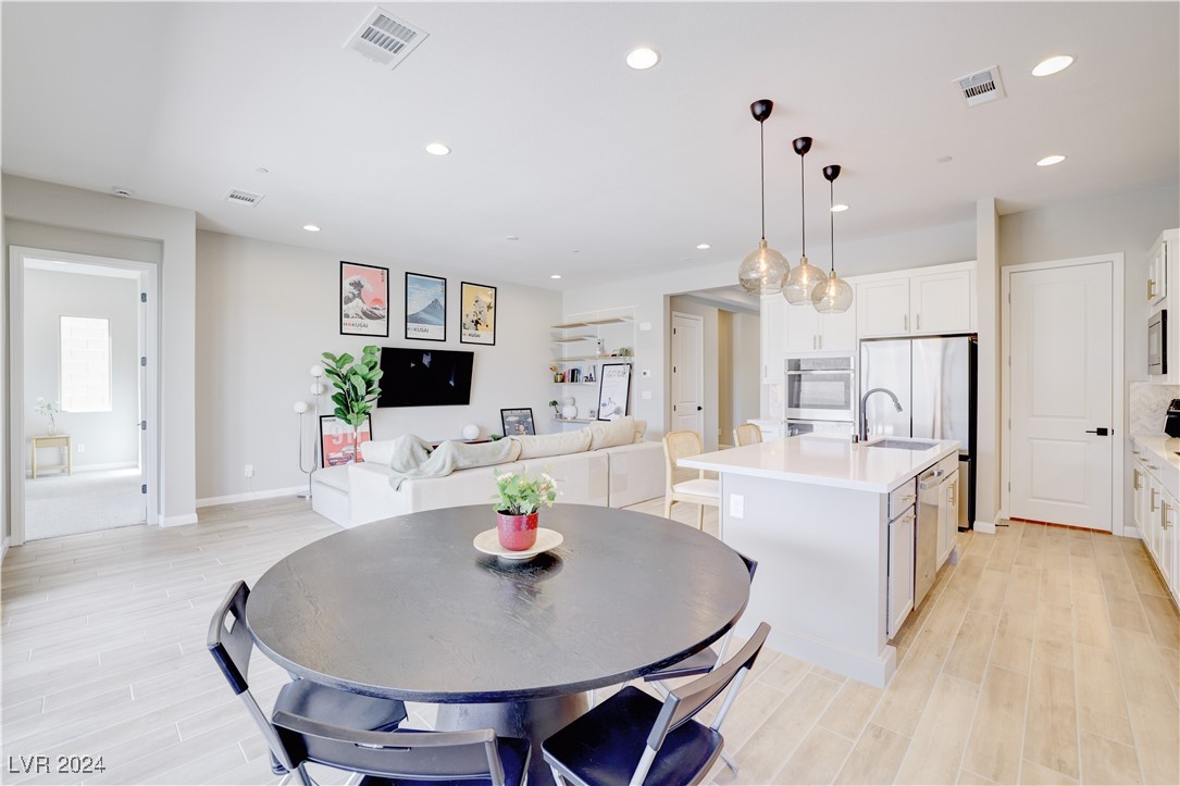 11623 Hatchling Avenue