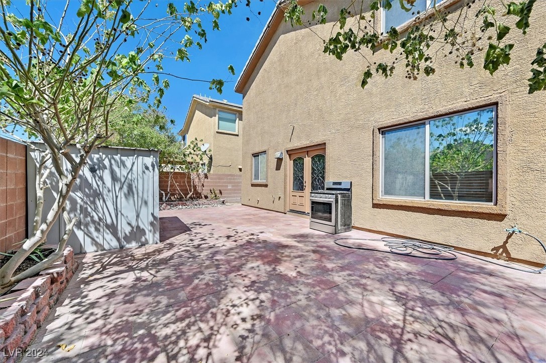 4445 Carrier Dove Avenue