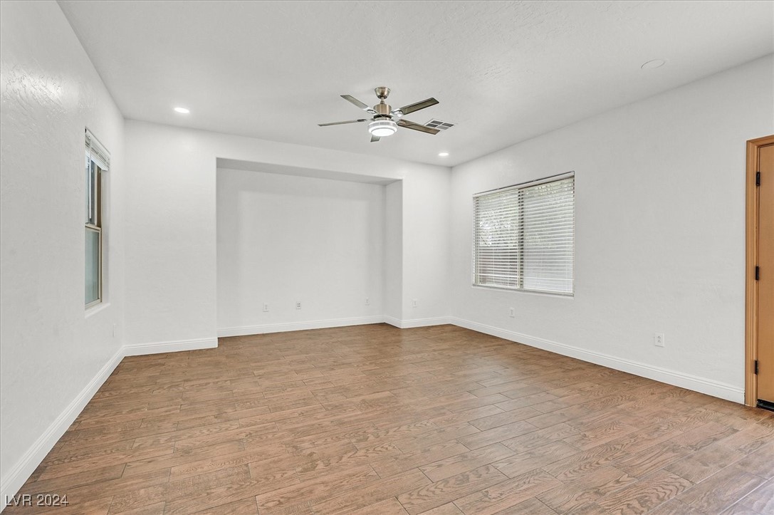 4445 Carrier Dove Avenue