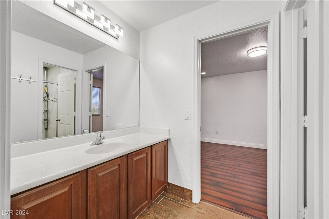 4445 Carrier Dove Avenue