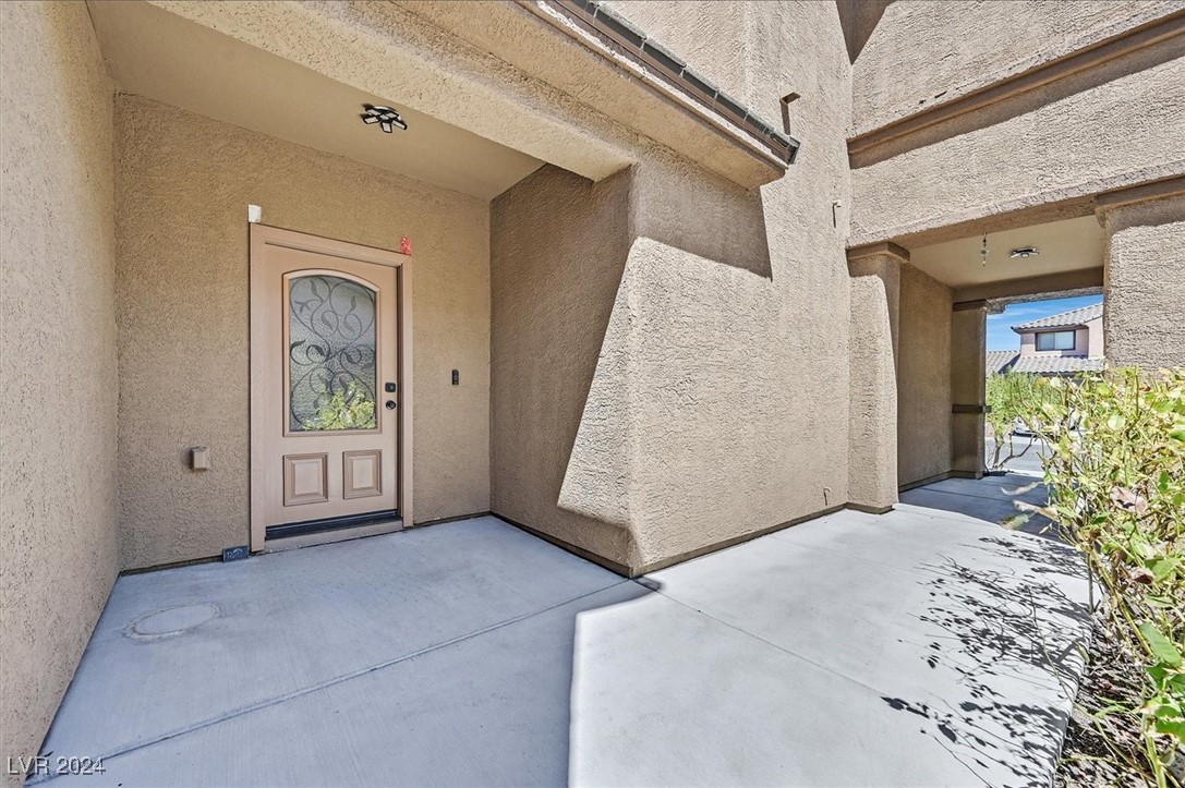 4445 Carrier Dove Avenue