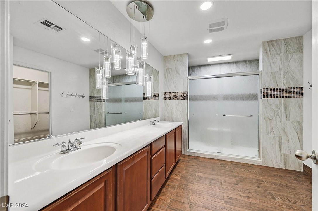 4445 Carrier Dove Avenue