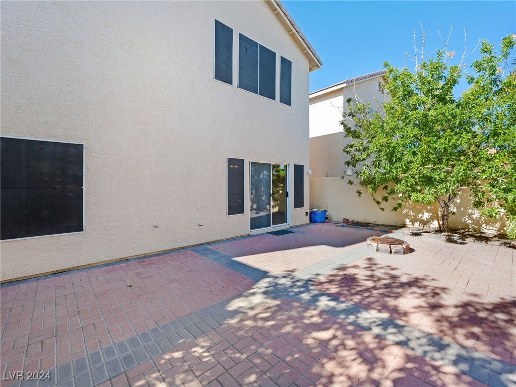 9188 Rushing Wind Avenue