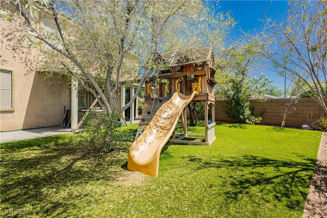 587 Bayo Canyon Court