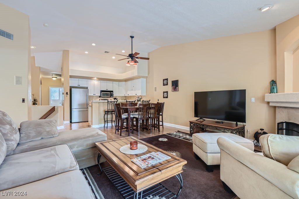 7661 Rolling View Drive 202