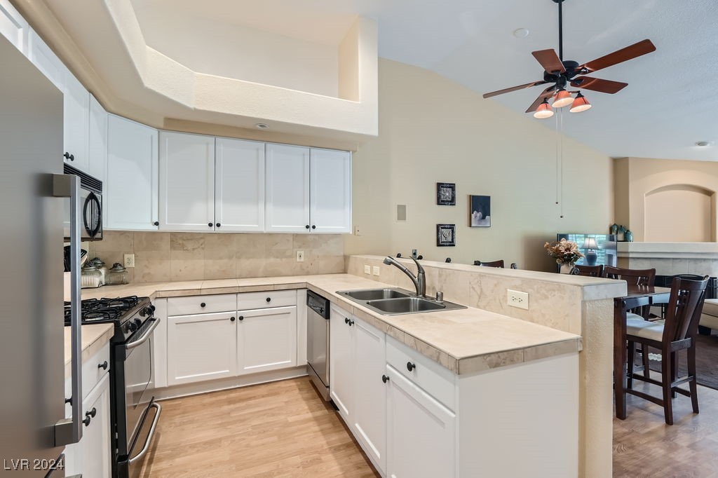 7661 Rolling View Drive 202