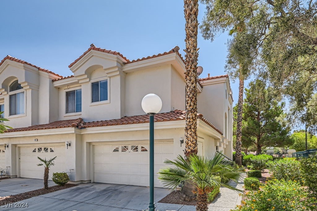 7661 Rolling View Drive 202